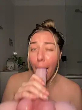 BJ and non stop cumming up close pussy play.