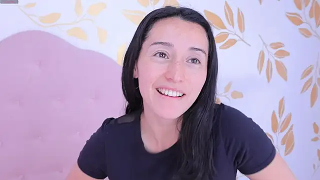 Fuck My Wet Pussy - video by Ginevra_esposito cam model