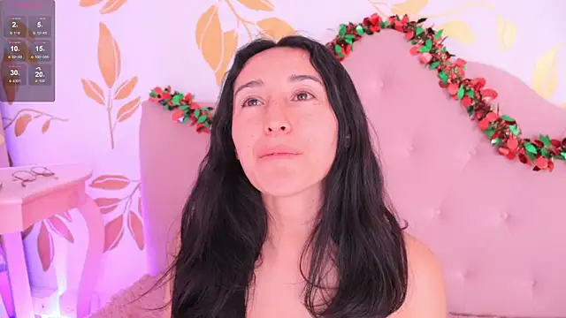 Let's fuck really hard in my bed - video by Ginevra_esposito cam model