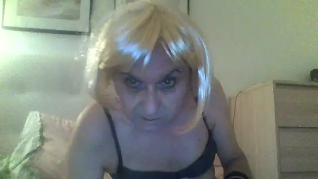 Dominated !! - Vídeo de Emily_de_Carla, modelo de vídeos