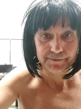 Spanking ass - Vídeo de Emily_de_Carla, modelo de vídeos