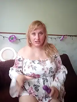 Lift up the hem of your dress and fuck me on the couch - video by XHelenaX90 cam model