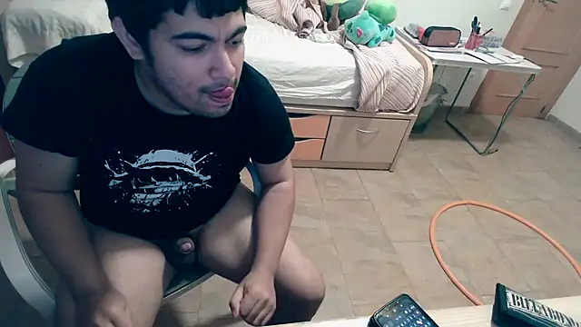 [27 Oct 21:29] Public Show - video by Martigato3 cam model