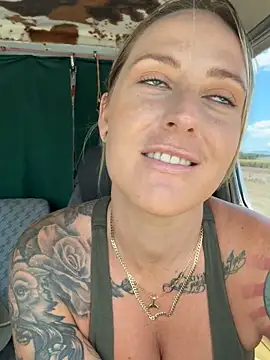 Blowjob while he's driving - video by OdetteDelane cam model