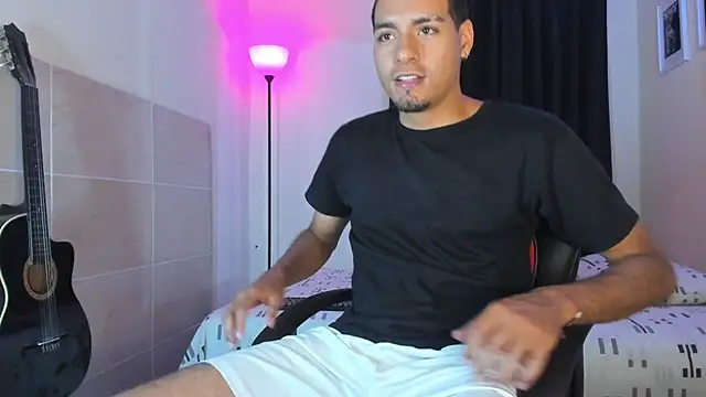 [24 Oct 00:11] Private Show - video by TeamPorn_19 cam model