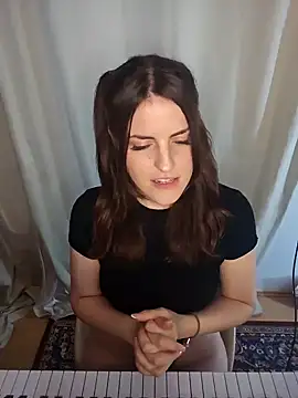 Dominanter Dirty Talk in Schwarzen Boots - video by BelleFelicitas cam model