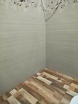 Bathing.... – video modela na kameri Chathutharu