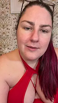 [31 Jan 01:06] Public Show - Hot & Explosive Cum Countdown in Sexy Red Dress - vídeo de Lacey-BBW modelo de câmara