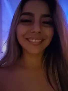 Look at my pussy very closely - video di CelestePrince2 modella di cam