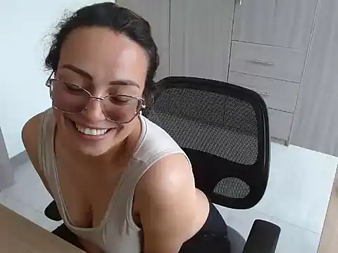 [24 Oct 10:12] Private Show - video by fox_renata cam model