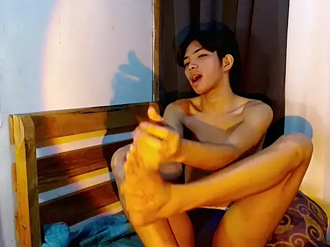[11 Dec 03:23] Private Show