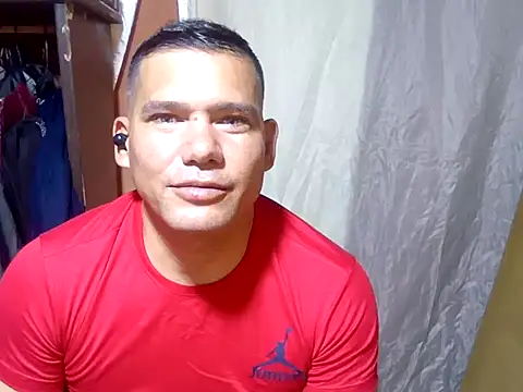 Hola a todos los espero en mi can web para divertirnos como lo desees - video by Franklin111230 cam model