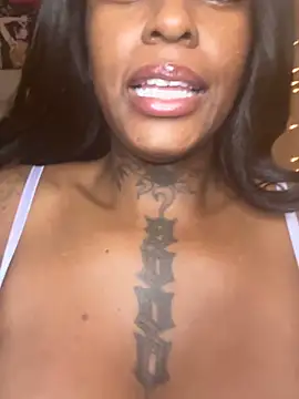 I FELL IN LOVE WITH A ZADDY YALL - video di MistiSavannah modella di cam