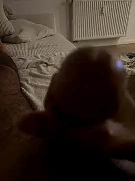 [11 Aug 23:36] Public Show - video by SergioGarcia93 cam model