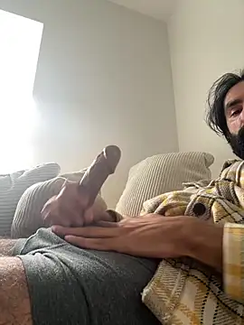 Big Cumshot Teil 2 - video av SergioGarcia93 cam model