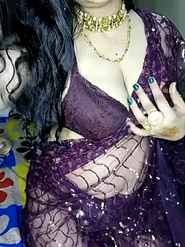 BEAUTY IN ANOTHER PURPLE FINGERING - ক্যাম মডেল PRIYA_22-এর ভিডিও