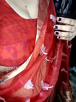 BIG SQUIRT AND ASS FUCK IN RED SAREE — filmik PRIYA_22, modela(-lki) na kamerkach