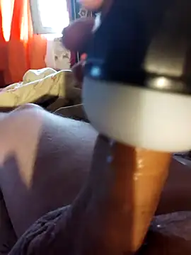 [25 Jul 07:37] Public Show - video by VarRob8902 cam model