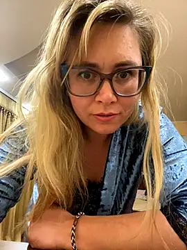 [6 Oct 01:24] Private Show - video by Crystal00Girl cam model