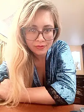 [27 Oct 00:19] Private Show - video by Crystal00Girl cam model