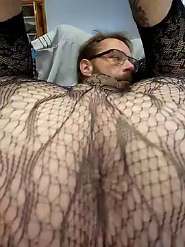 Cnon let's tear it open - video by Chiligrande6969 cam model
