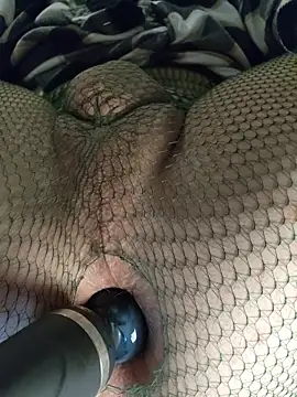 Closeup hole, doggy, bbc all of it 😆 - video by Chiligrande6969 cam model