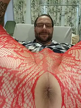 [25 Oct 12:22] Public Show - video by Chiligrande6969 cam model