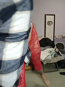Playing around. - video by Chiligrande6969 cam model