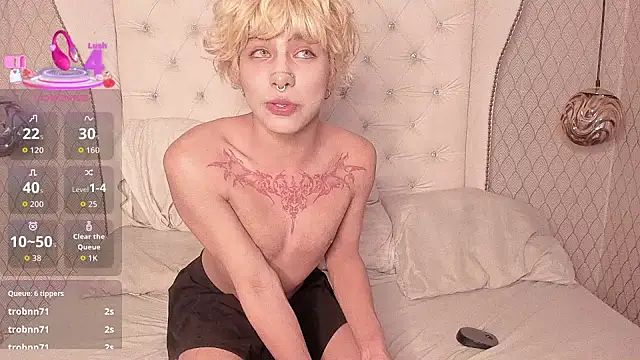 fuck my dildo and moan - vidéo du modèle de showcams OliIverr22