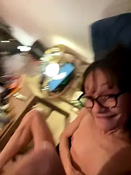 Une position très sensitive☺️ - video av Chris06d22@xh cam-modell