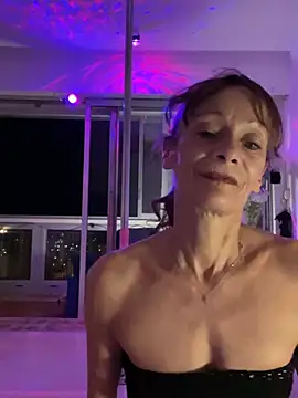 [30 Aug dancer sexy