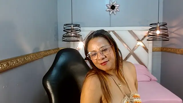 MILF - video by SUSANADEEP cam model