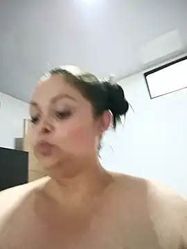 Private Show Cream on the belly - video by Julietta_1602 cam model