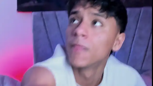 para mis friends - vidéo du modèle de showcams ZYZZ1312