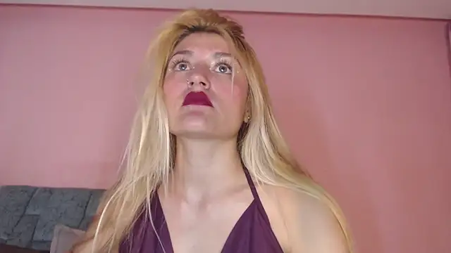 great deep throat - video oleh model kamera Camila_Russoo