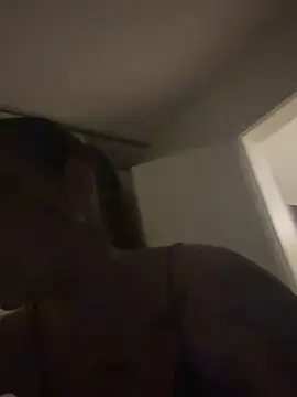 squirt in bathroom 💦 - video oleh model kamera Baby_Eva23