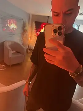 [5 Feb 22:18] Public Show - vídeo de la modelo de cam AlphaMasterXxx