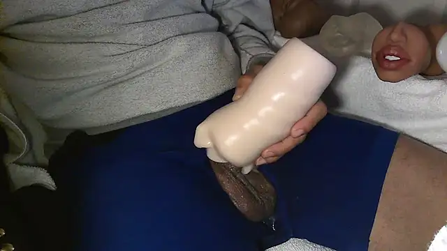 LOOK AT THAT PRETTY ASSHOLE!!! - vidéo du modèle de showcams GRiZZLYBONE