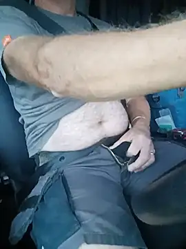 Belly out