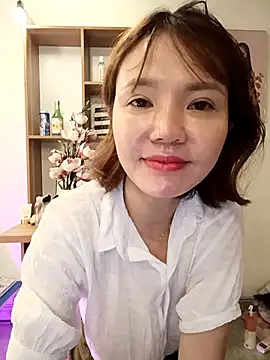 [8 Dec 22:04] Private Show - Emma_Linh 캠 모델의 동영상