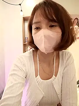 [25 Jan 21:58] Private Show bottle - vídeo de Emma_Linh modelo de câmara