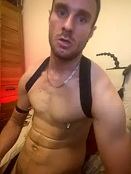 [10 Aug 20:56] Public Show - pervoboy 캠 모델의 동영상