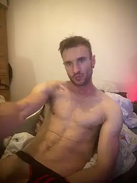 [26 Jul 22:24] Public Show - vidéo du modèle de showcams pervshon