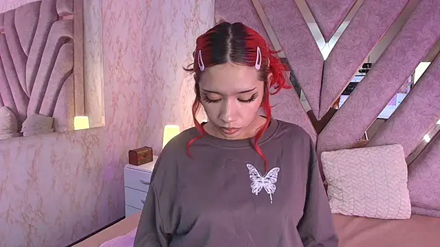 flash ass - redd_pandaa主播的视频