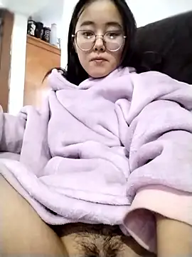 Close up pussy - video by Sweetemily10 cam model