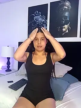 I can't resist the urge to get naked and masturbate 💗💗 - video by VioletaBliss1 cam model