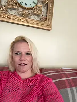 [3 Sep 09:31] Private Show - video by RhondaRump cam model