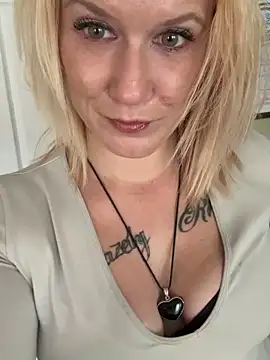 [2 Oct 16:35] Private Show - video by RhondaRump cam model