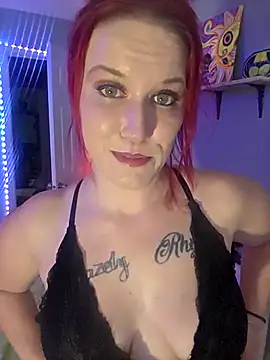 NAKED TEASE - video by RhondaRump cam model