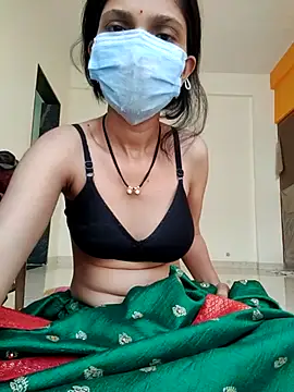 [10 Jan 14:36] Private Show - video di Shivani2002 modella di cam